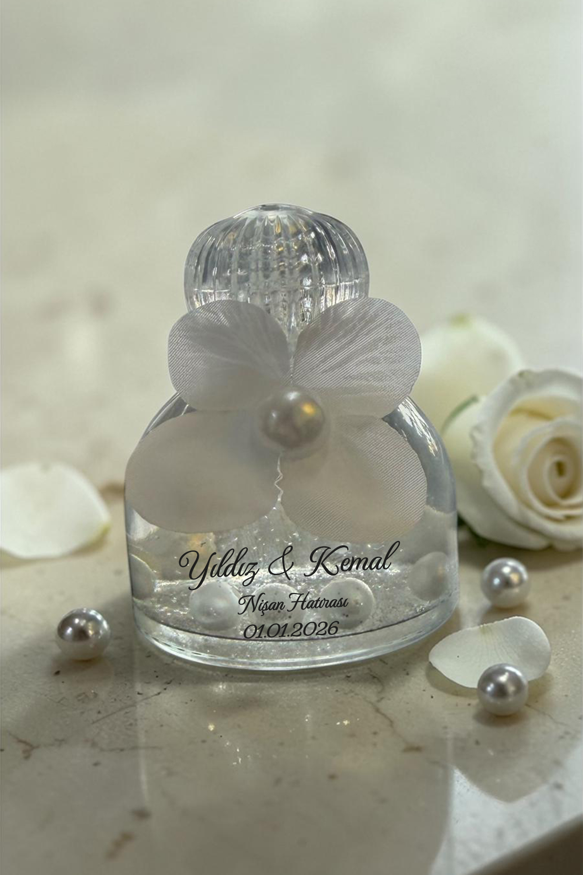 Söz - Nişan - Nikah Hediyesi Ortanca Süslemeli Cam Damacana Model Kolonya Sim ve İncili