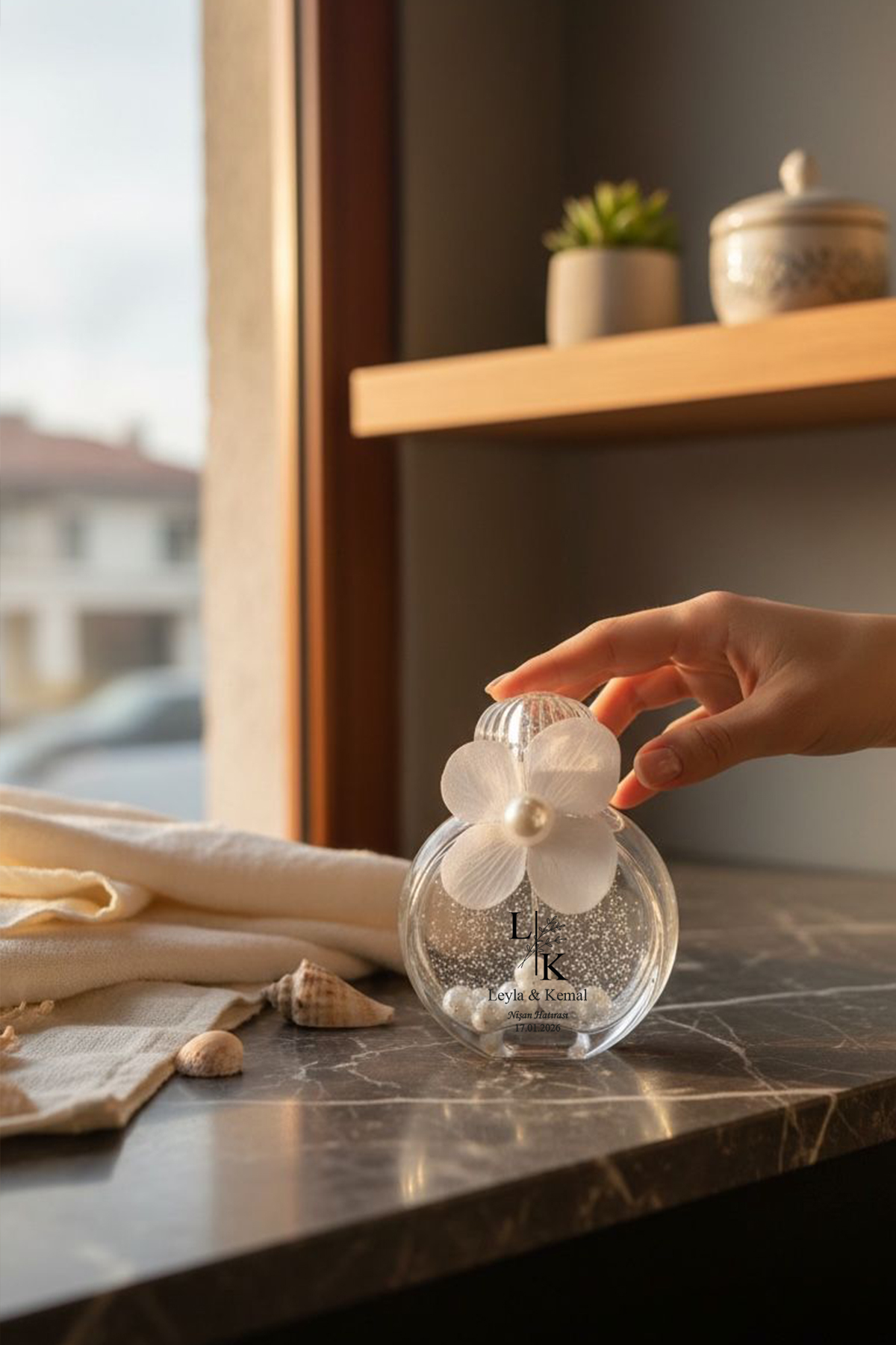 Söz - Nişan - Nikah Hediyesi Ortanca Süslemeli Cam Oval Model Kolonya Sim ve İncili