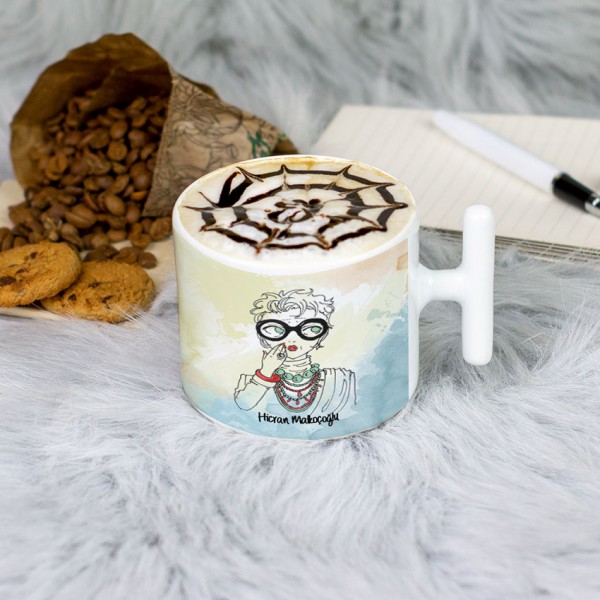 Kokoş Kadın Latte Fincanı