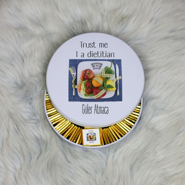 Trust me I a Dietitian Metal Kutuda Çikolata 100 Adet