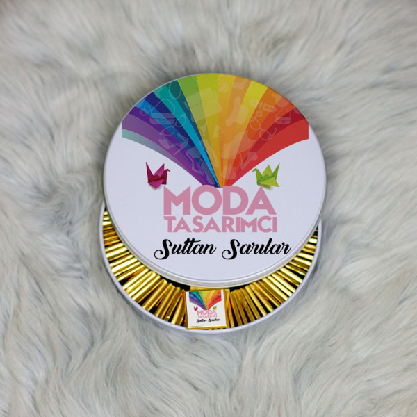 Moda Tasarımcı Metal Kutuda Çikolata 100 Adet