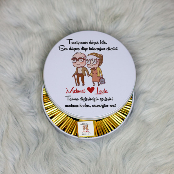 Sevgiliye Hediye Metal Kutuda Çikolata 100 Adet