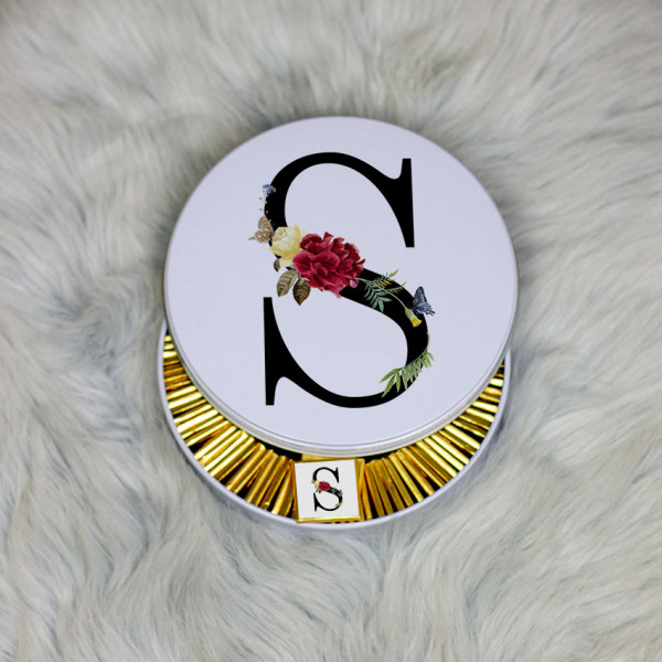 S Harfi Metal Kutuda Çikolata 100 Adet