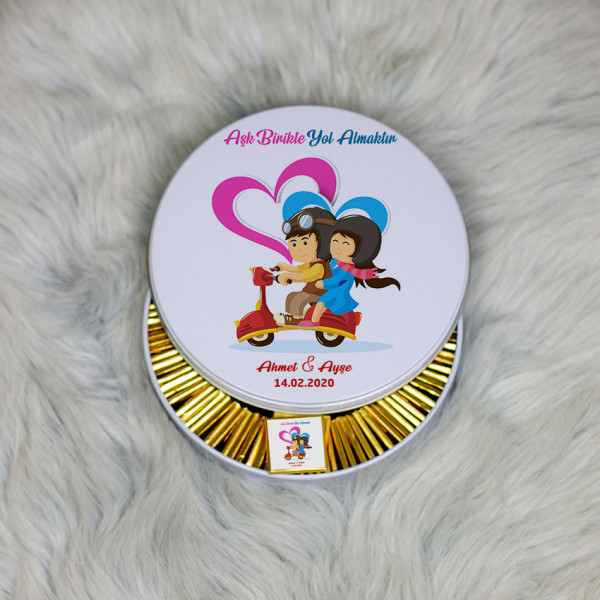 Sevgiliye Hediye Metal Kutuda Çikolata 100 Adet 014