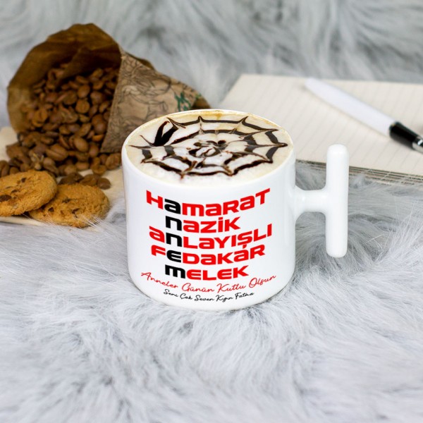Hamarat, Nazik, Anlayışlı Annem Latte Fincanı
