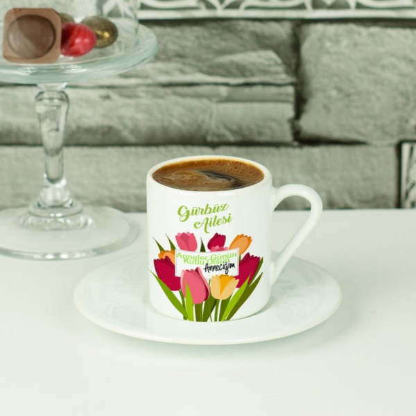 Anneler Günü Yeşil Tasarım Kahve Fincanı