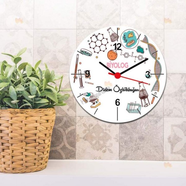 Biyolog Kadın Figür Duvar Saati