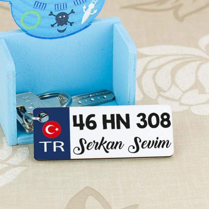 İsimli Plaka Anahtarlık İsimli Plaka Anahtarlık