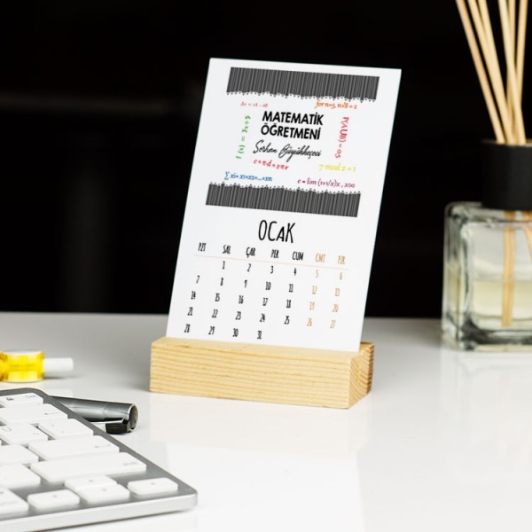 Matematik Öğretmenine Hediye Siyah Tasarım Masa Takvimi