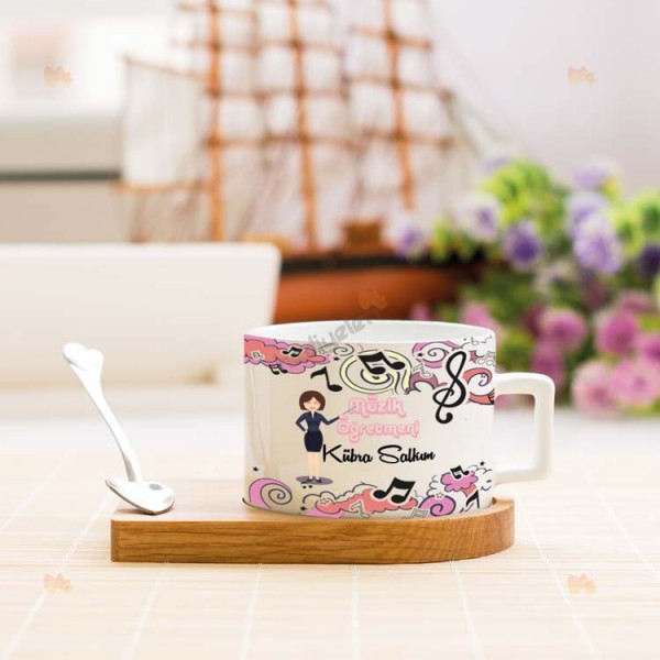 Müzik Öğretmenine Hediye Kadın Figür Stantlı Fincan
