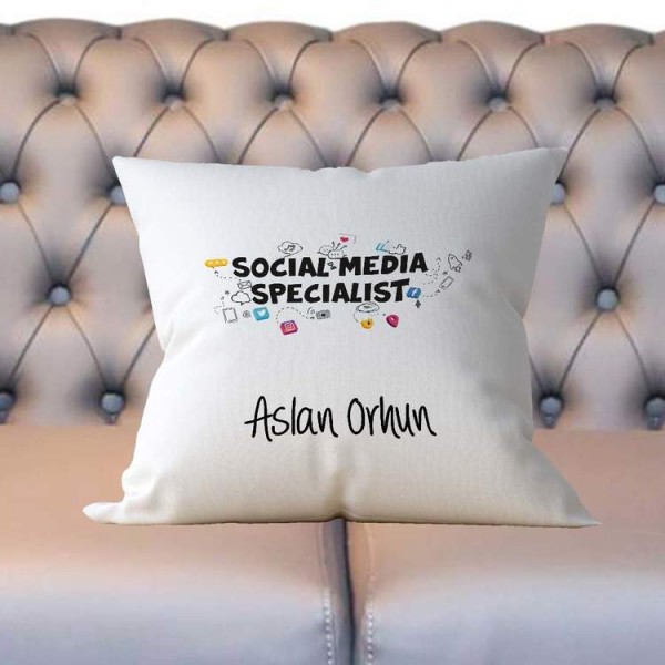 Social Media Specialist Yastık