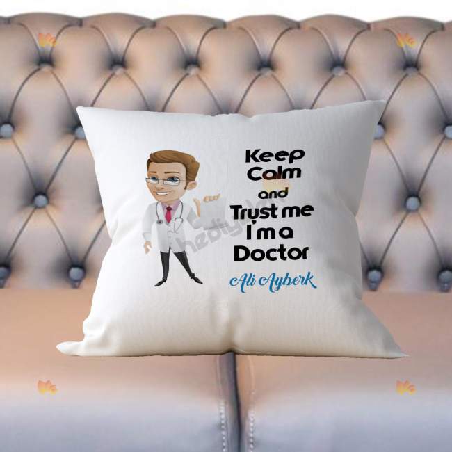 Trust Me I Am A Doctor Yastık Trust Me I Am A Doctor Yastık