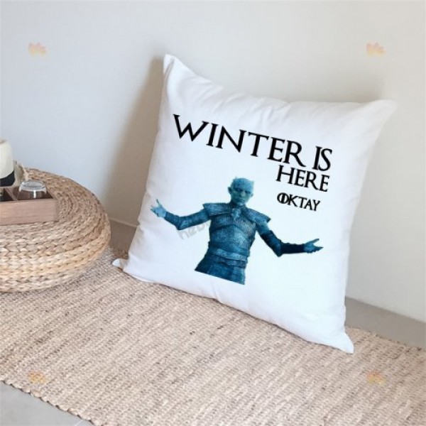 Winter Is Here Yastık