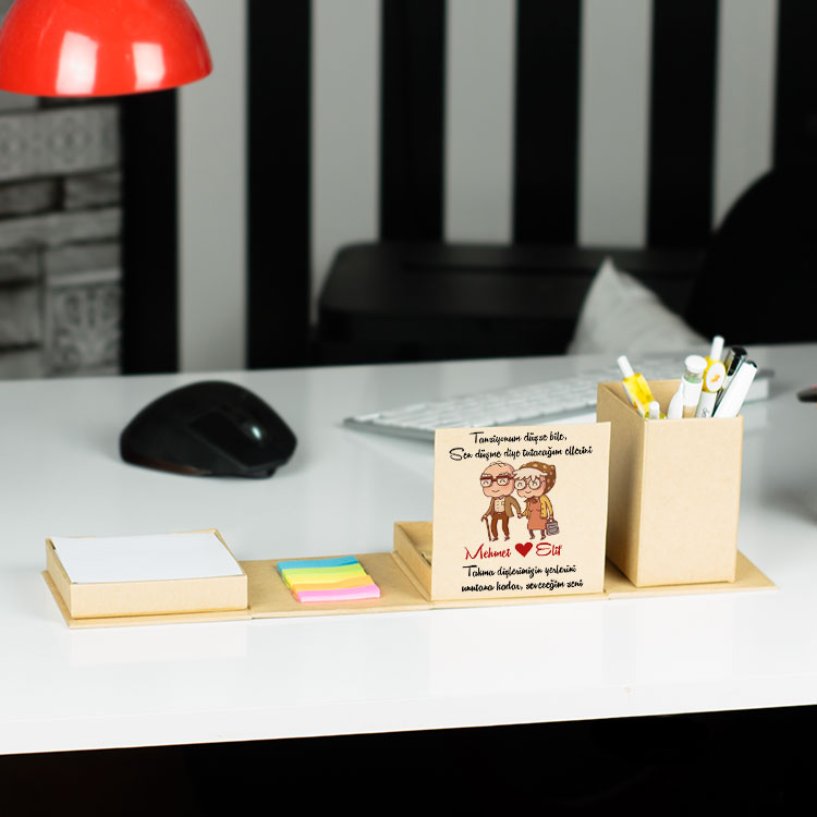 Yaşlı Çift Masaüstü Organizer Yaşlı Çift Masaüstü Organizer